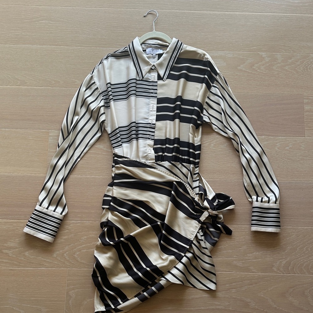 L’academie Kamille Mini Dress
